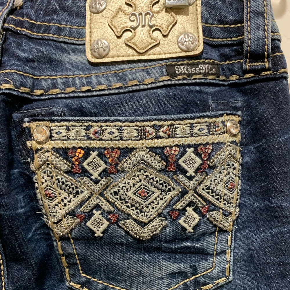Miss Me Women’s Mid-Rise Boot Cut Jeans